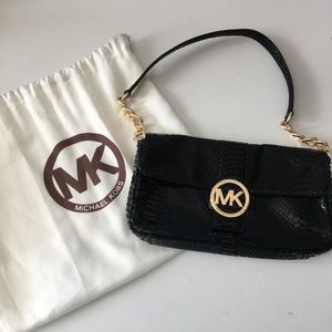 👛 HOST PICK👛 Michael Kors Bag with Golden Chain